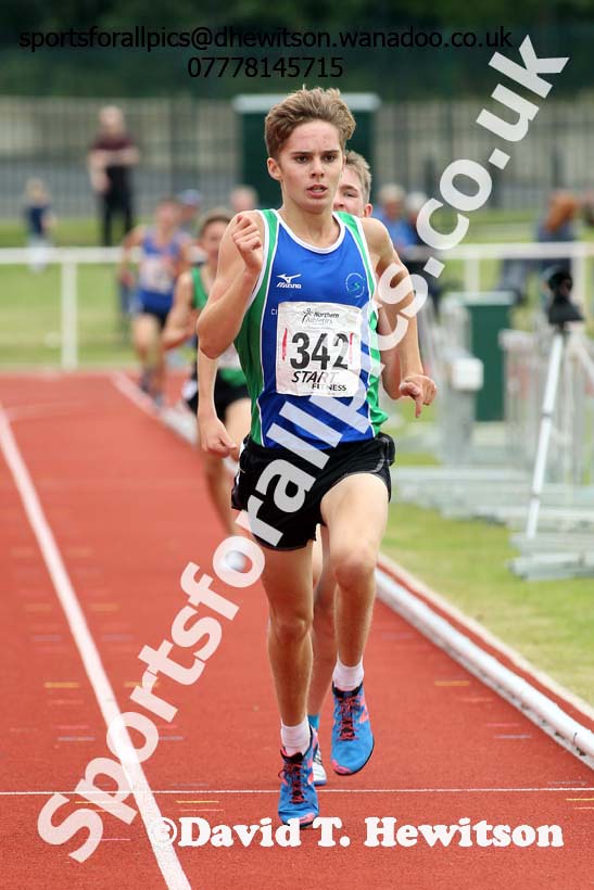 Mens under-17s and boys under-15s 3000 metres, Northern Under-13s, U-15s and 17s Championships. Photo: David T. Hewitson/Sports for All Pics